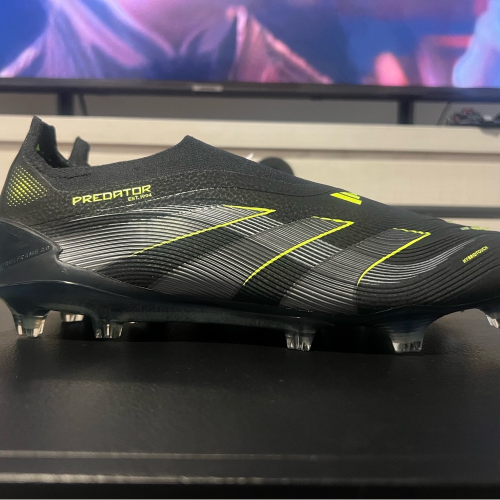 Adidas Predator Elite Laceless FG Men’s 11